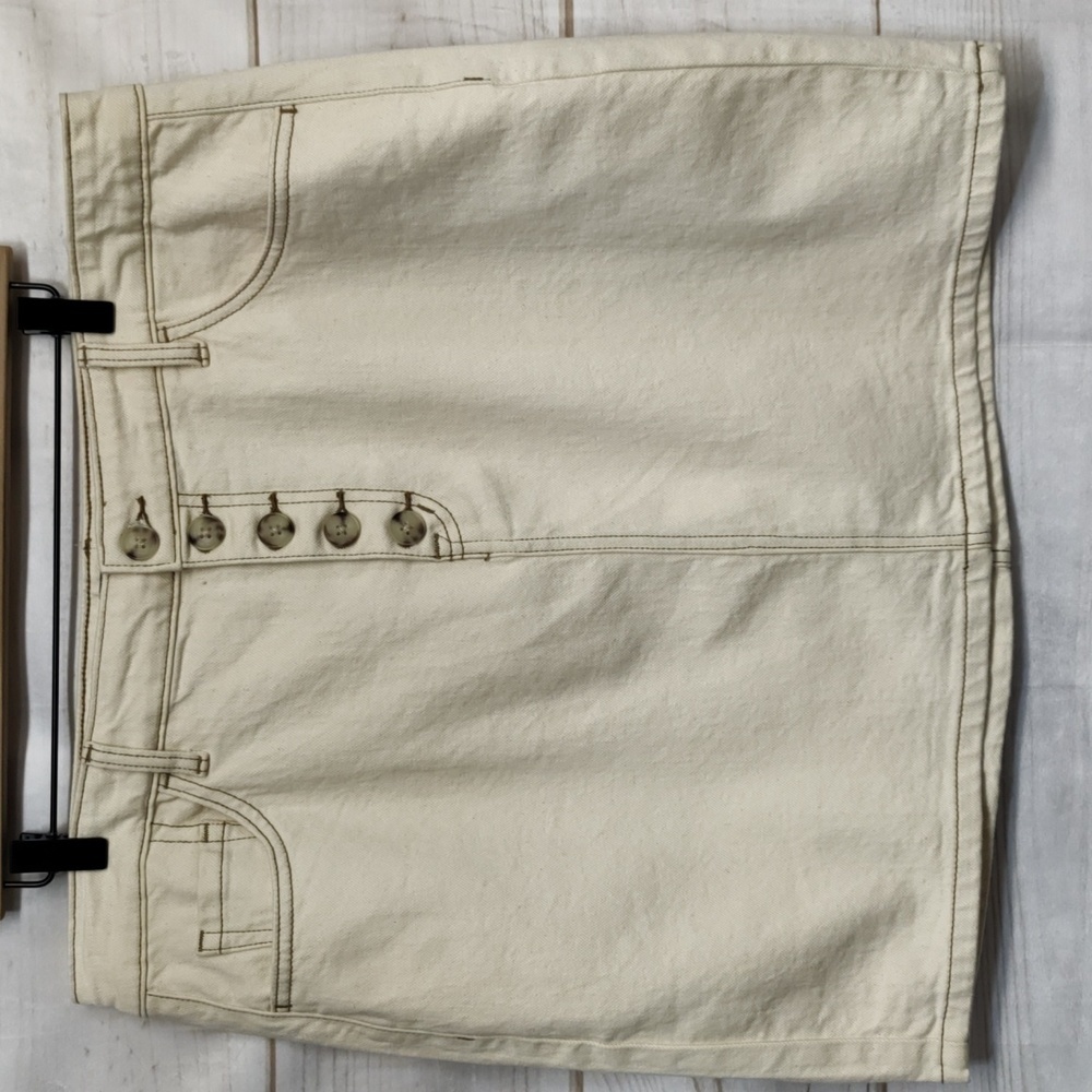 Torrid Cream Denim Skirt Button Fly Size 14